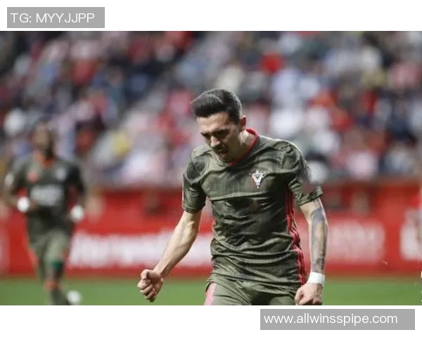 上海羽毛球队在欧锦赛积分榜中以50分稳居首位展现强劲实力