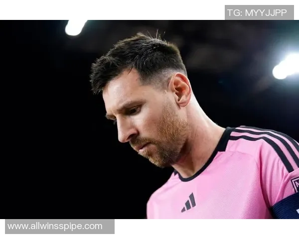 从绿茵场到职场巅峰足球明星的转行传奇与奋斗故事